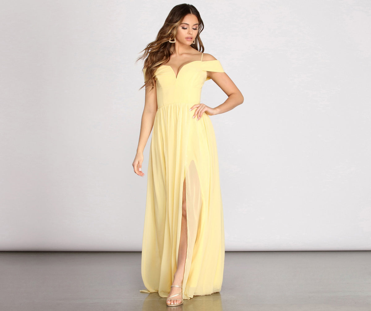 A-Line Dress with a Daisy Print