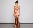 Mermaid Evening Dress with Lace-Up Details