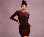 Fitted Long-Sleeve Mini Dress with a Round Neck