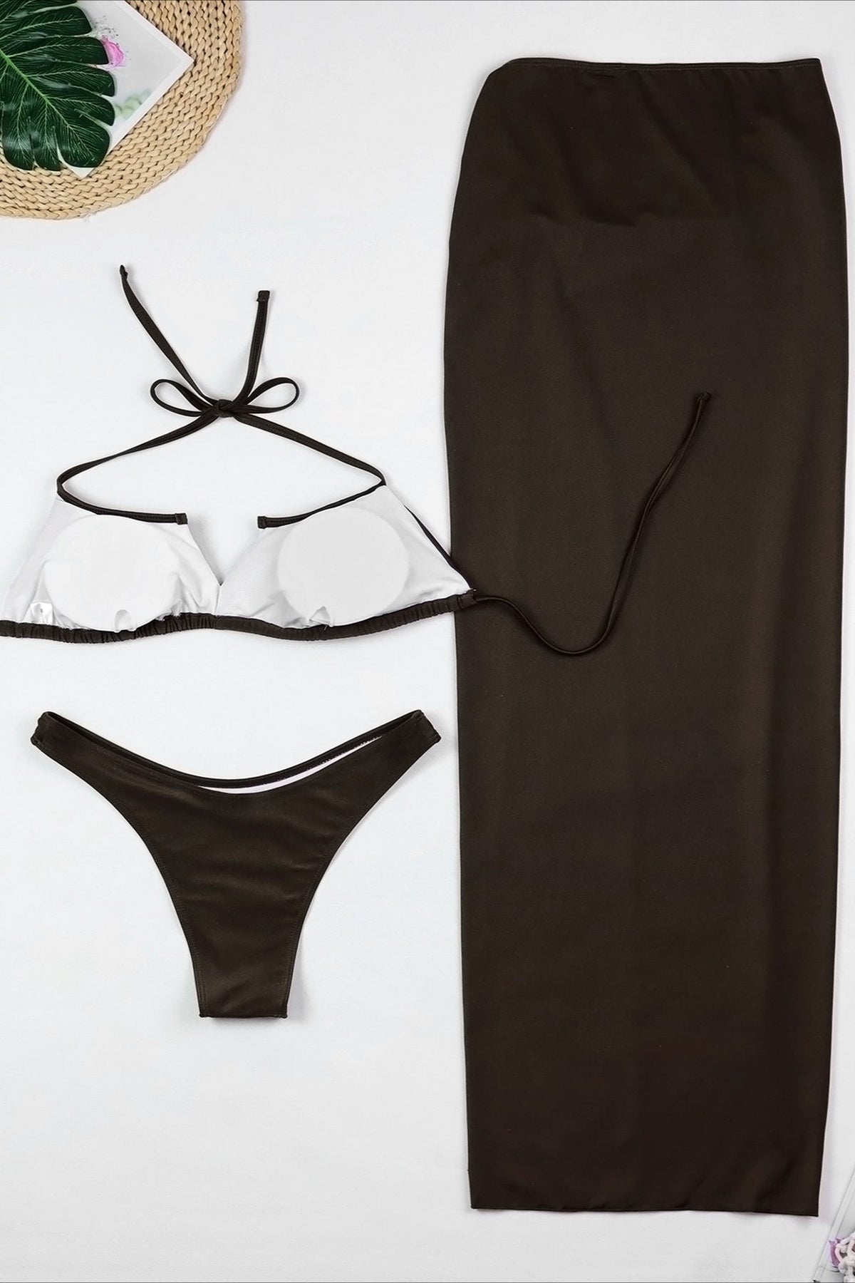 Pleated Three-Piece Set with a Split Detail