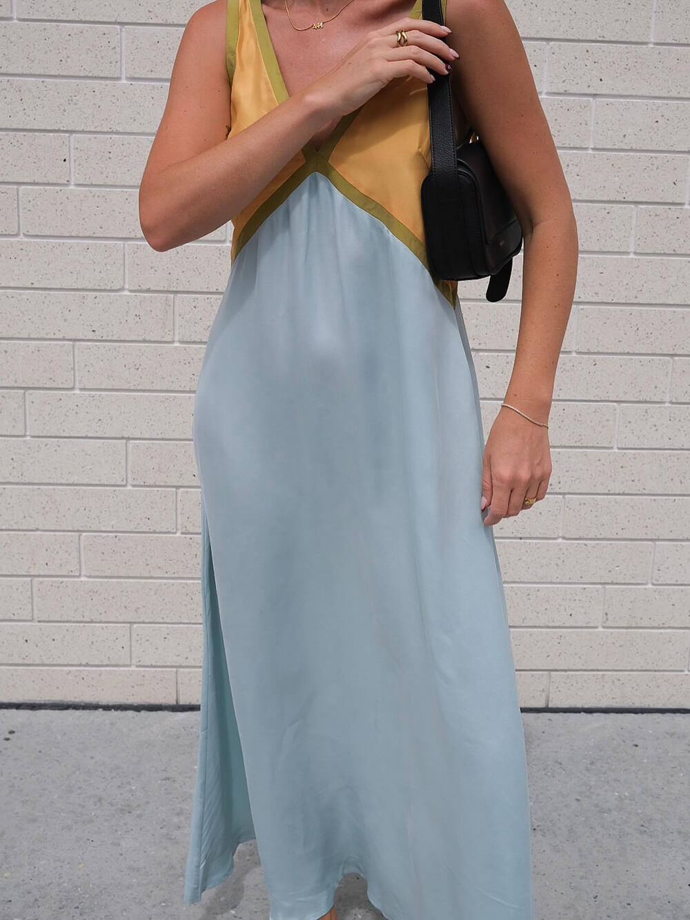 Contrast-Detail Dress with a V-Neck