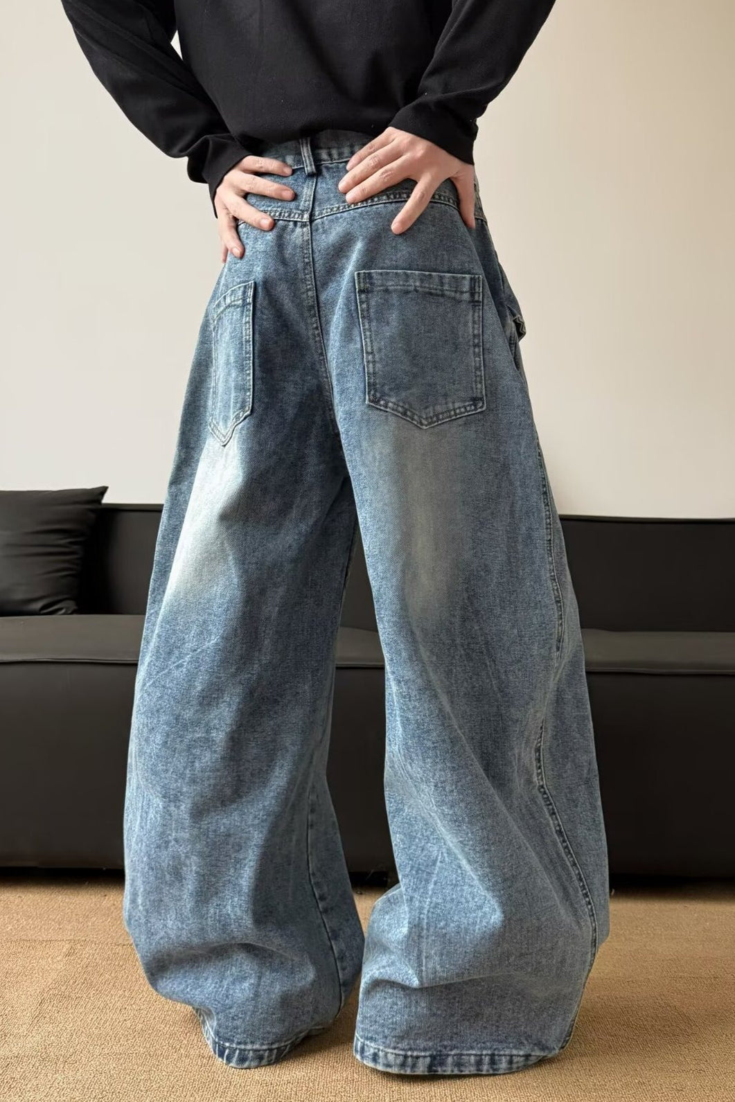 Leopard-Print Wide-Leg Relaxed-Fit Jeans with Panel Details