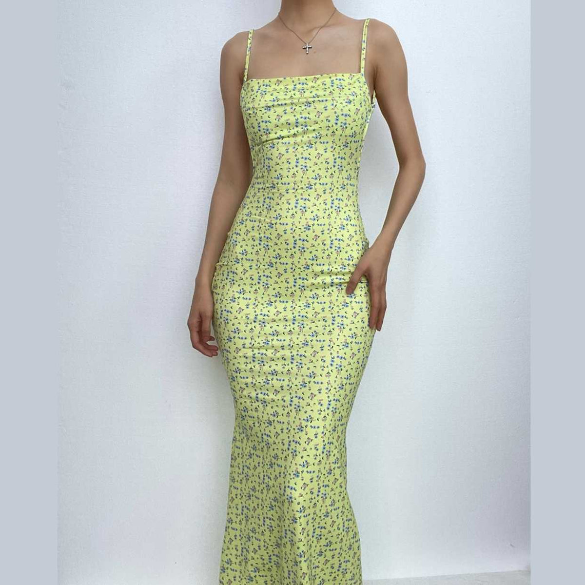 Floral Strappy Open-Back Maxi Dress with a Cowl Neck