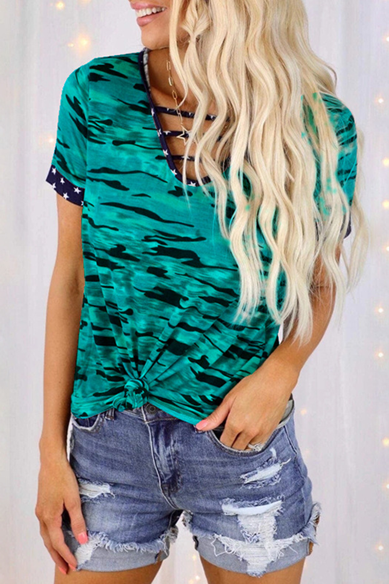 Camo-Print Slit-Detail T-Shirt with a V-Neck