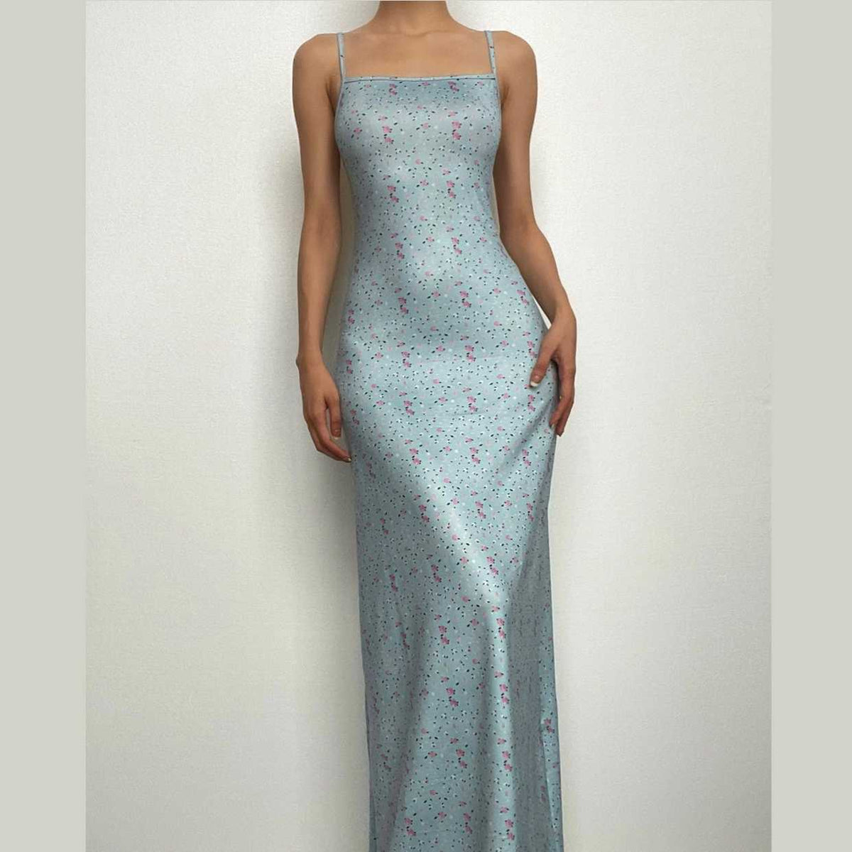 Floral Square-Neck Strappy Maxi Dress with an Open Back
