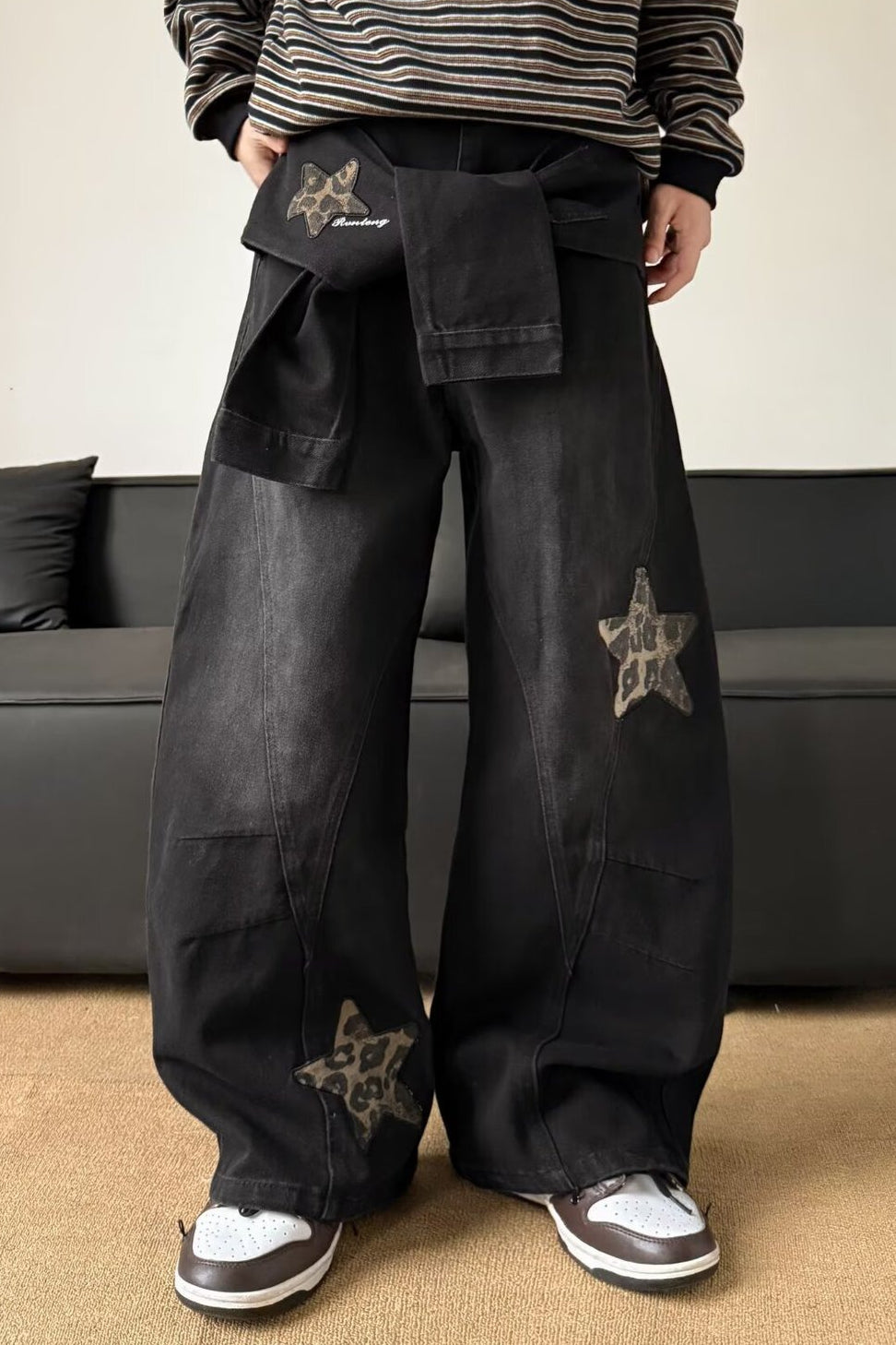 Leopard-Print Wide-Leg Relaxed-Fit Jeans with Panel Details