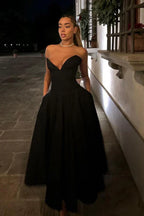 Corset-Style Pleated Midi Dress with an Off-Shoulder Neck