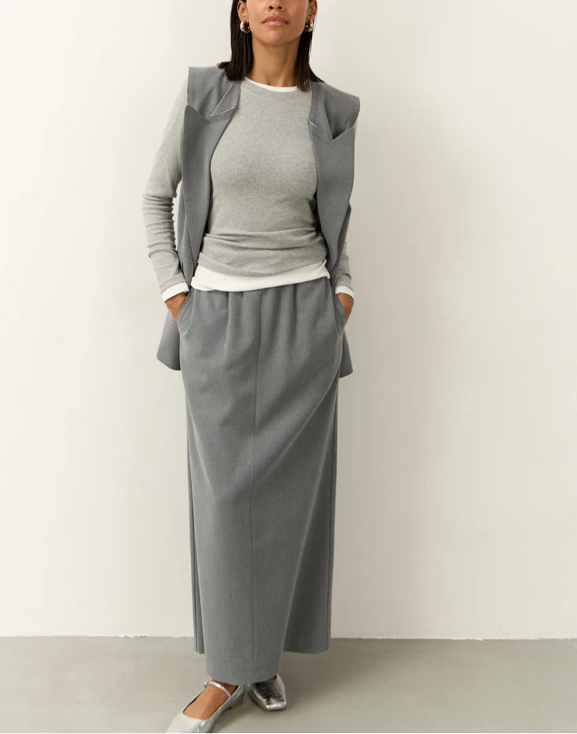 Gray Relaxed-Fit Sleeveless Two-Piece Set
