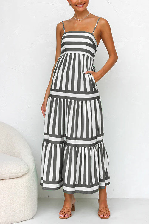 Colorblock Tiered Maxi Dress with an Eye Motif