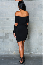 Black V-Neck Fitted Pleated Dress