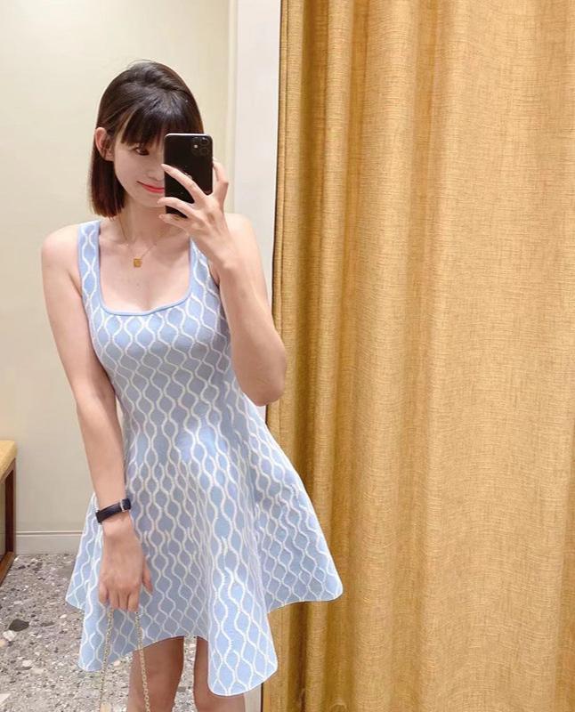 Knit Contrast-Detail Sleeveless Mini Dress