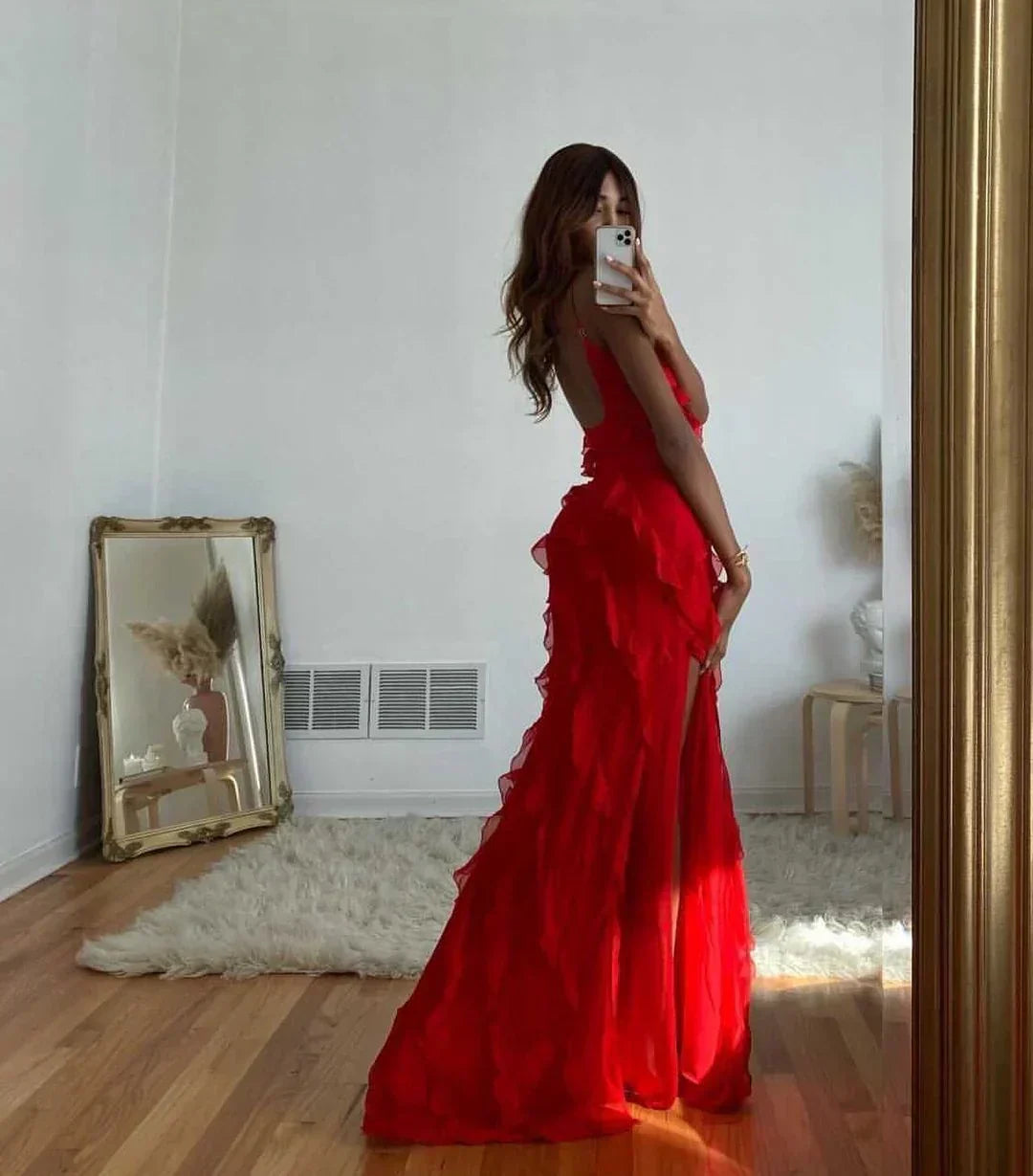 Off-Shoulder Maxi Dress with an Open Back