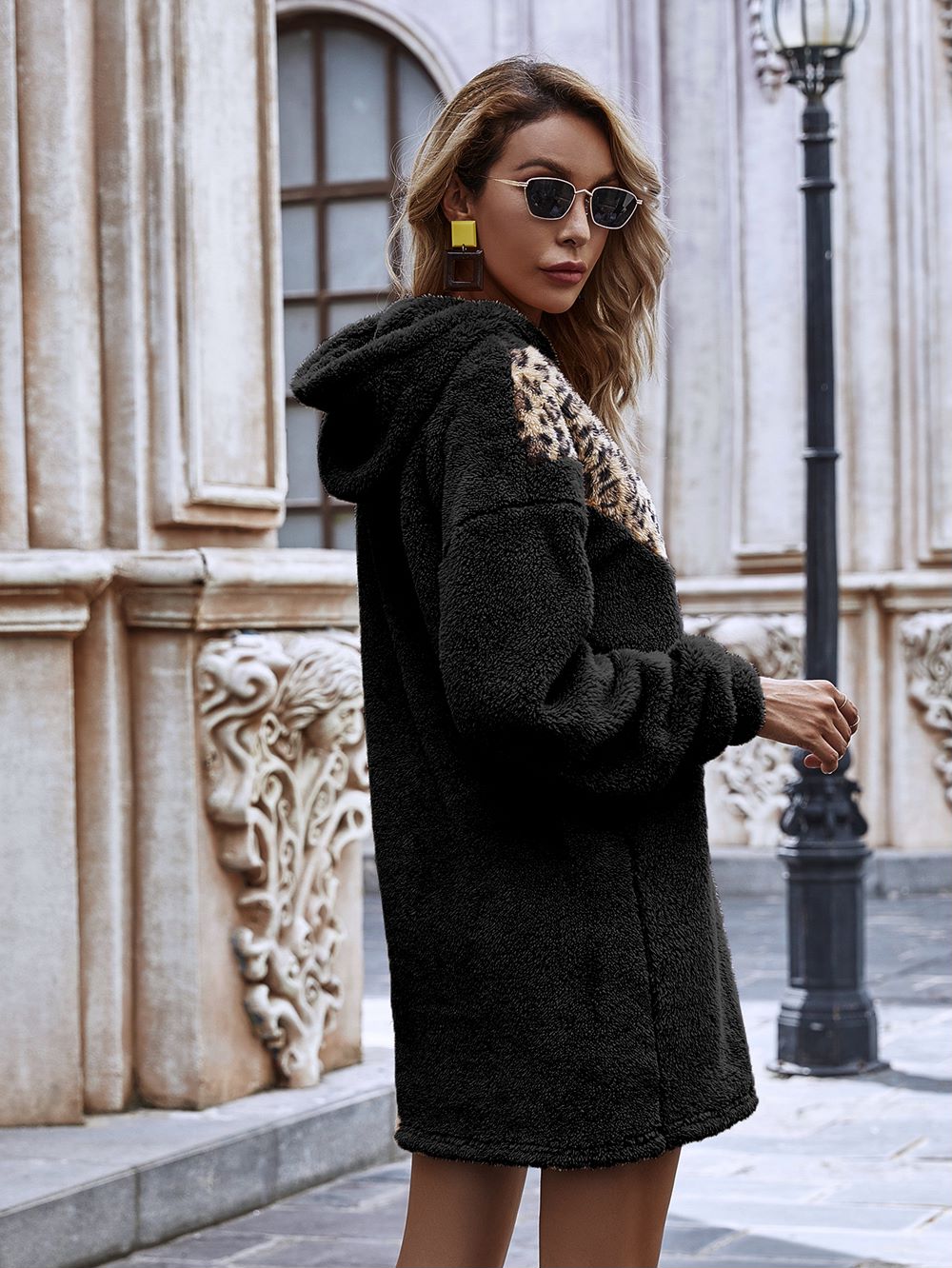 Leopard-Print Drop-Shoulder Dress with a Front Zip