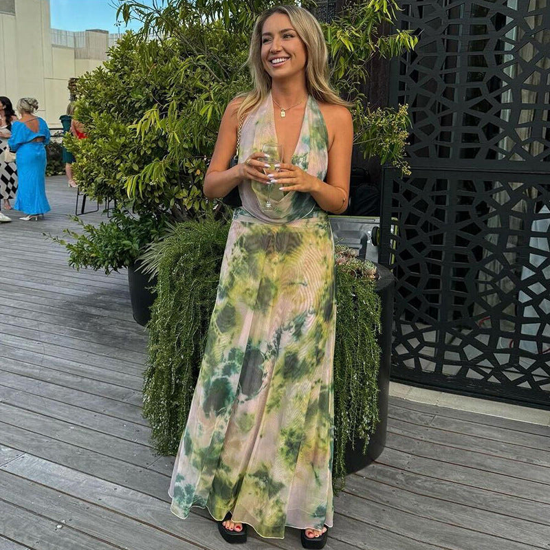 Open-Back Maxi Dress with a Halter Neck
