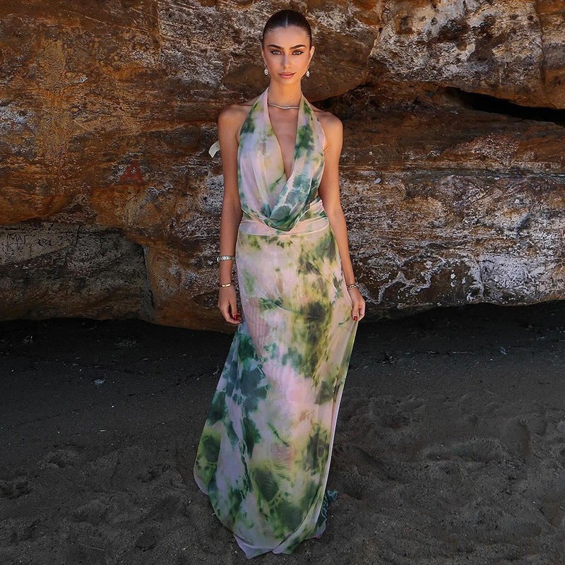 Open-Back Maxi Dress with a Halter Neck