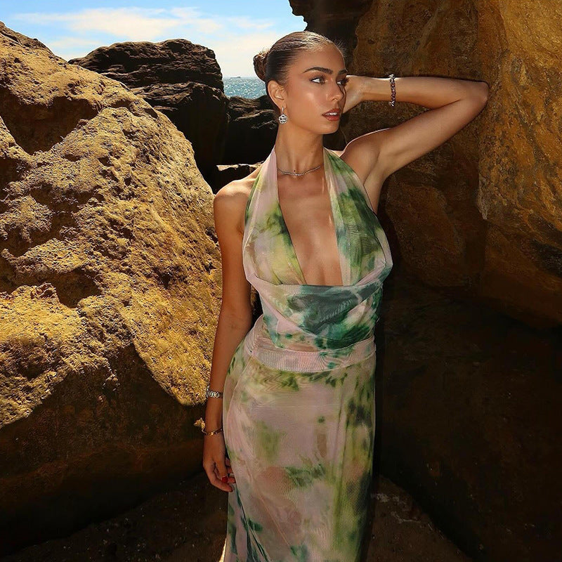 Open-Back Maxi Dress with a Halter Neck