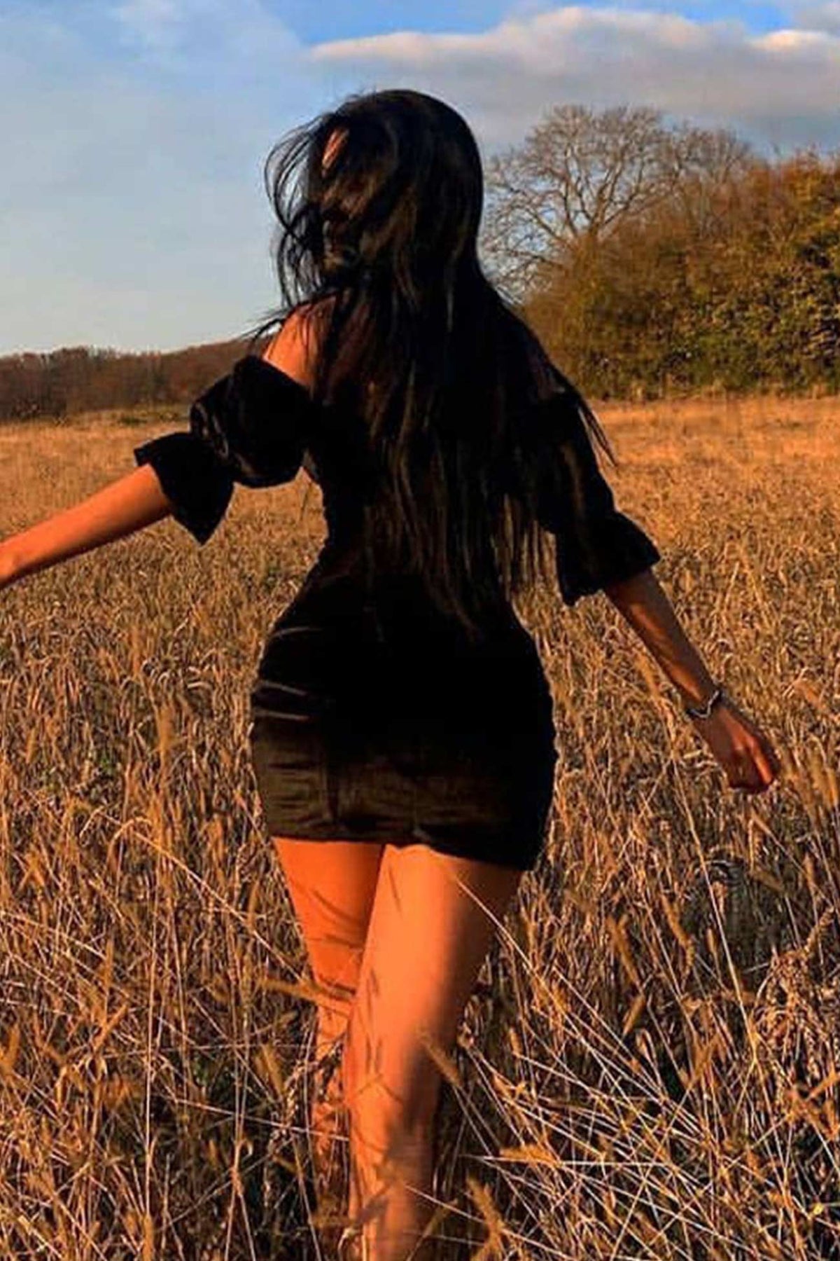 Velvet Corset-Style Dress with an Off-Shoulder Neck