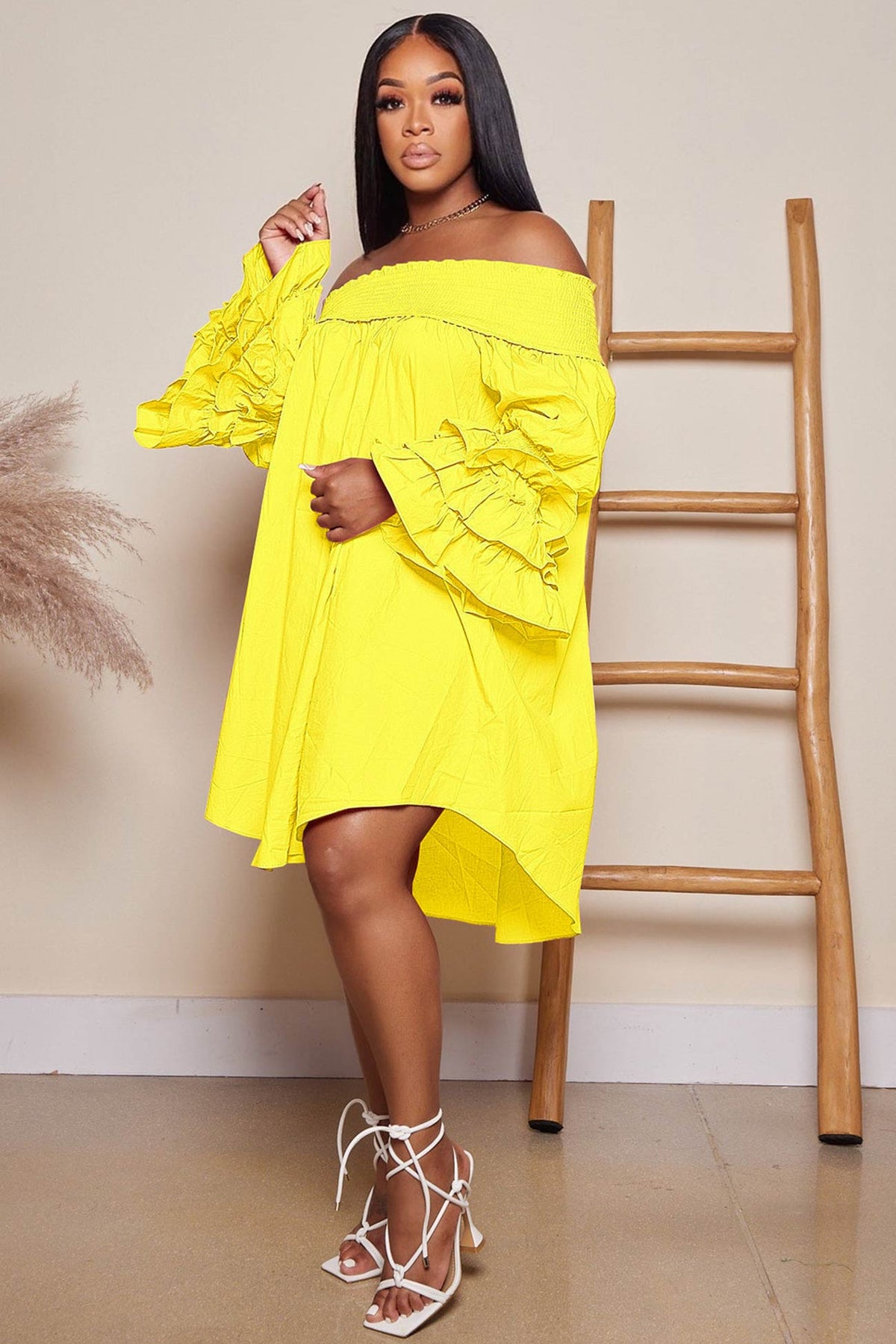 Relaxed-Fit Puff-Sleeve Tiered Dress with an Off-Shoulder Neck