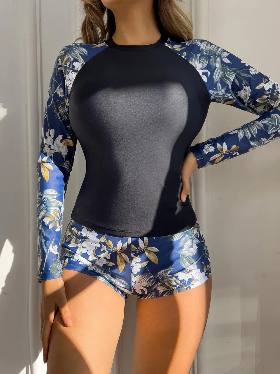 Tropical Print Rashguard Two Piece Set blue / S