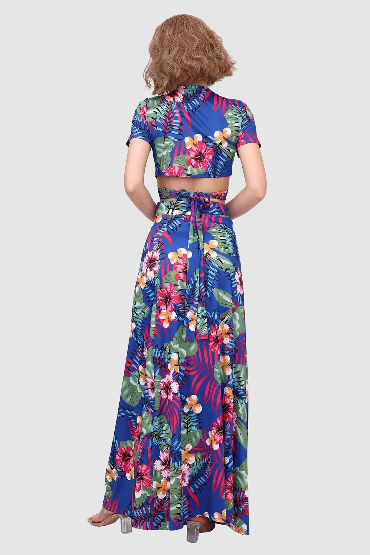 Botanical-Print Two-Piece Set with a V-Neck