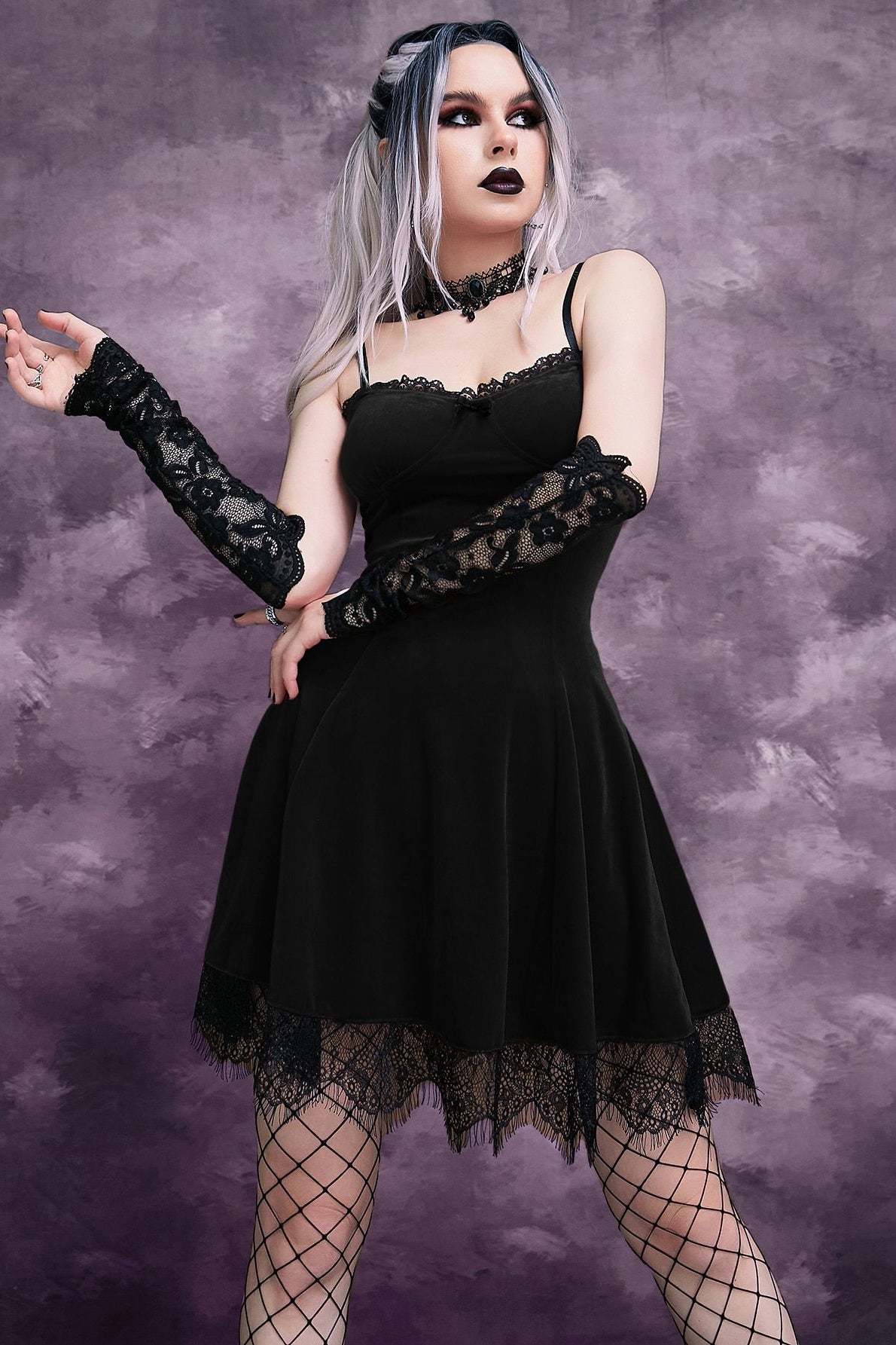 High-Rise Sleeveless Gothic Dress