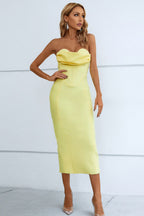 Sweetheart-Neck Bodycon Strapless Dress with Defined Seams