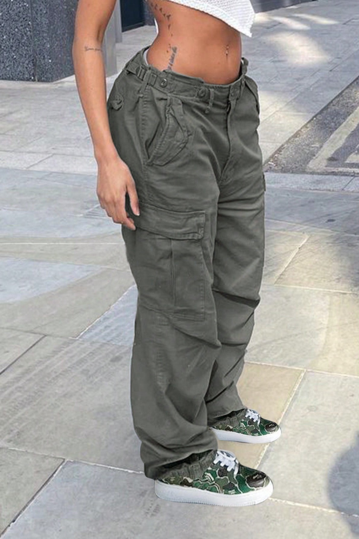 Straight-Leg Fitted Cargo Pants