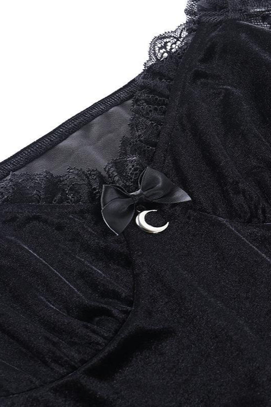 High-Rise Gothic Dress with a Round Neck