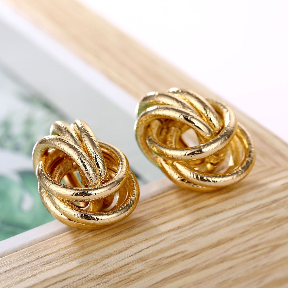 Kelly Earrings for Occasion Styling